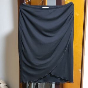 Black LA Movers skirt